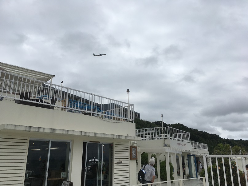 子連れ国際通り観光・ウミカジテラスは空港に近い