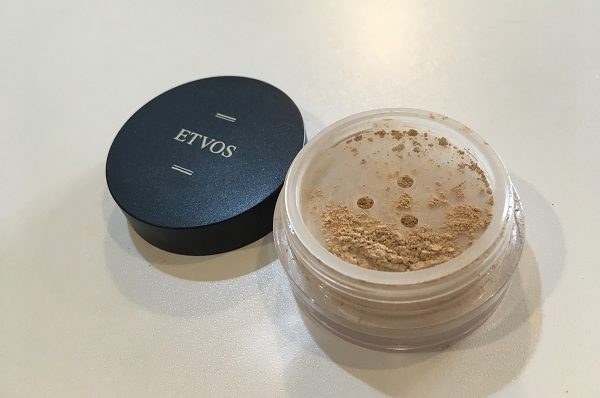 エトヴォスミネラルファンデーションスターターキット・ミネラルファンデ