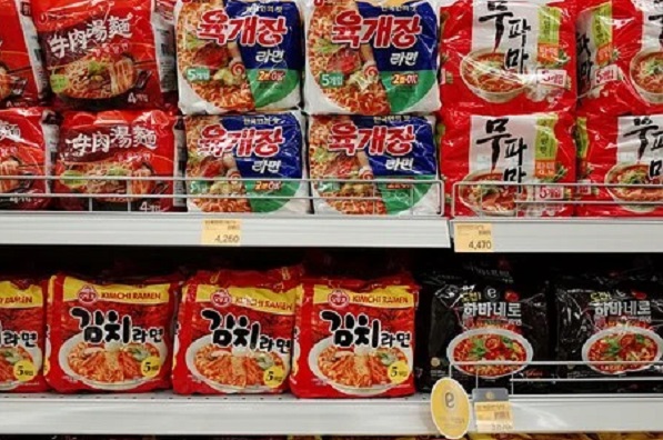 育児疲れ・カップラーメン2