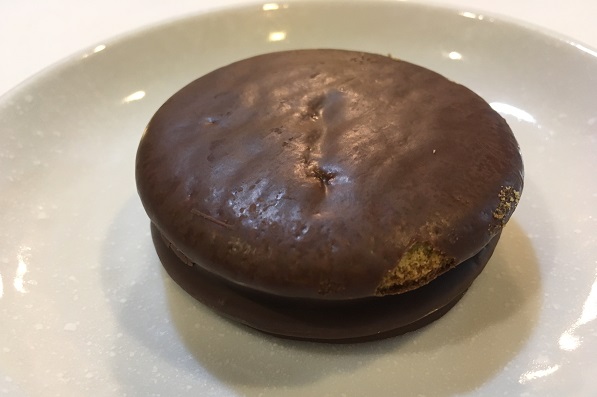 カルディの【スイカチョコパイ】中身