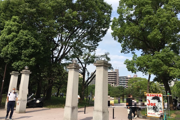 隅田公園・すみだリバーウォーク近くの公園入口