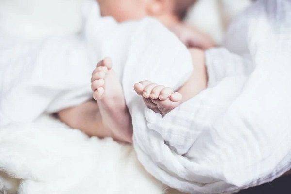 IUGR:子宮内胎児発育不全 ・呼吸が弱い